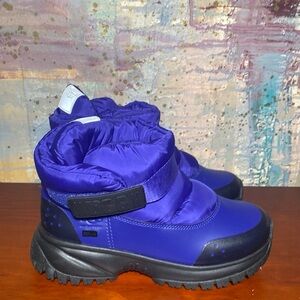 UGG Yose Puff Boot Snow Ankle Boots Violet Night Purple Women’s size 6 NWOT